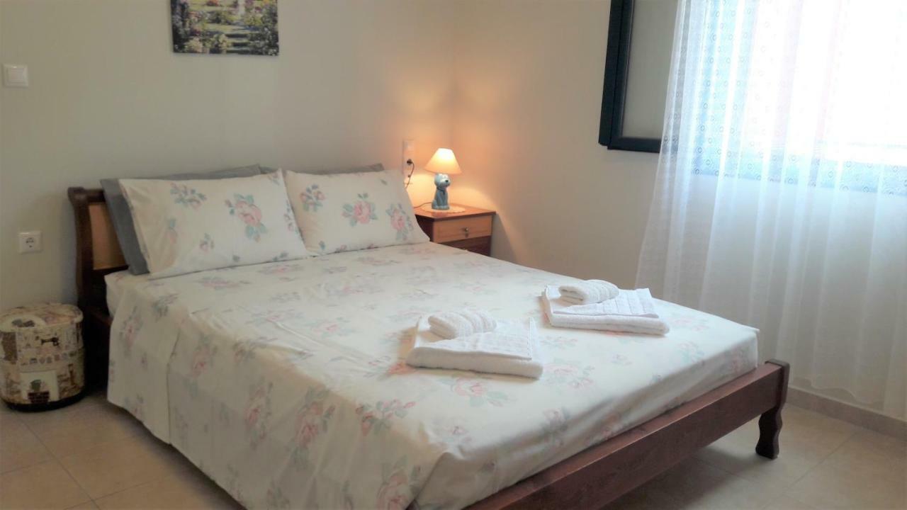 Giannos Apartments Ajía Effimía Kültér fotó
