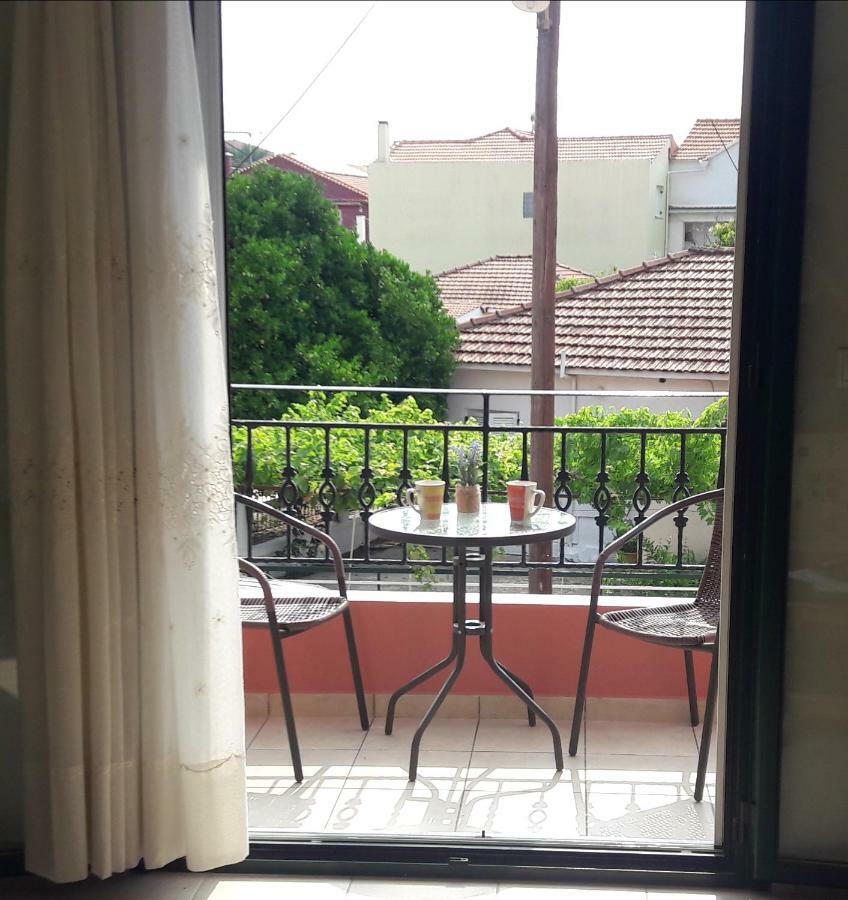 Giannos Apartments Ajía Effimía Kültér fotó